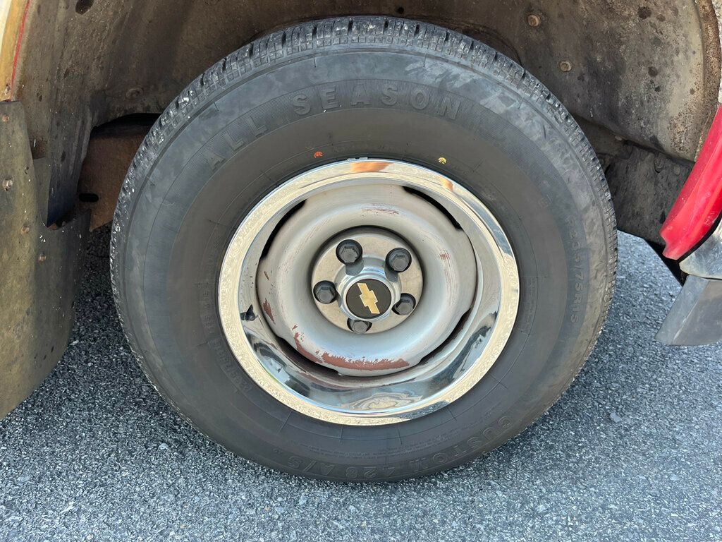 1996 Chevrolet Silverado photo 37