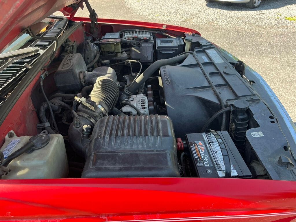 1996 Chevrolet Silverado photo 38
