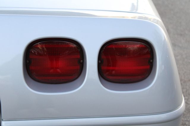 1996 Chevrolet Corvette 2dr Convertible - 22965644 - 20