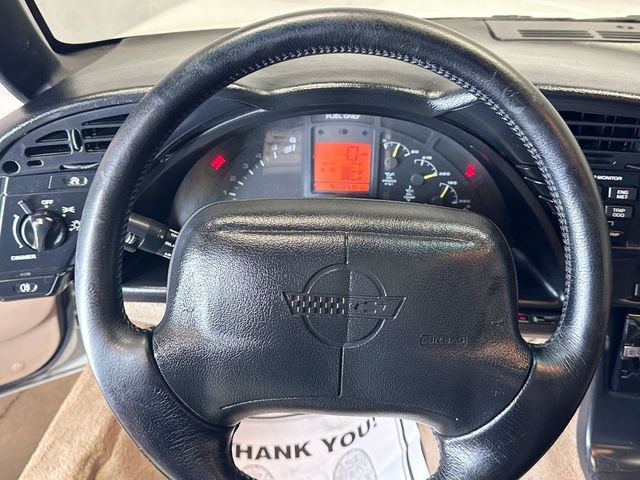 1996 Chevrolet Corvette 2dr Coupe - 23069470 - 24