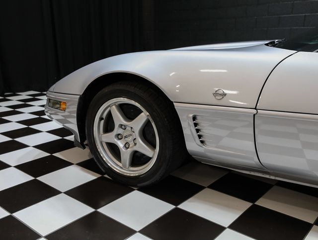 1996 Chevrolet Corvette 2dr Coupe - 23022318 - 32