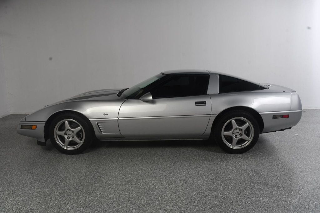 Chevrolet Corvette photo 3