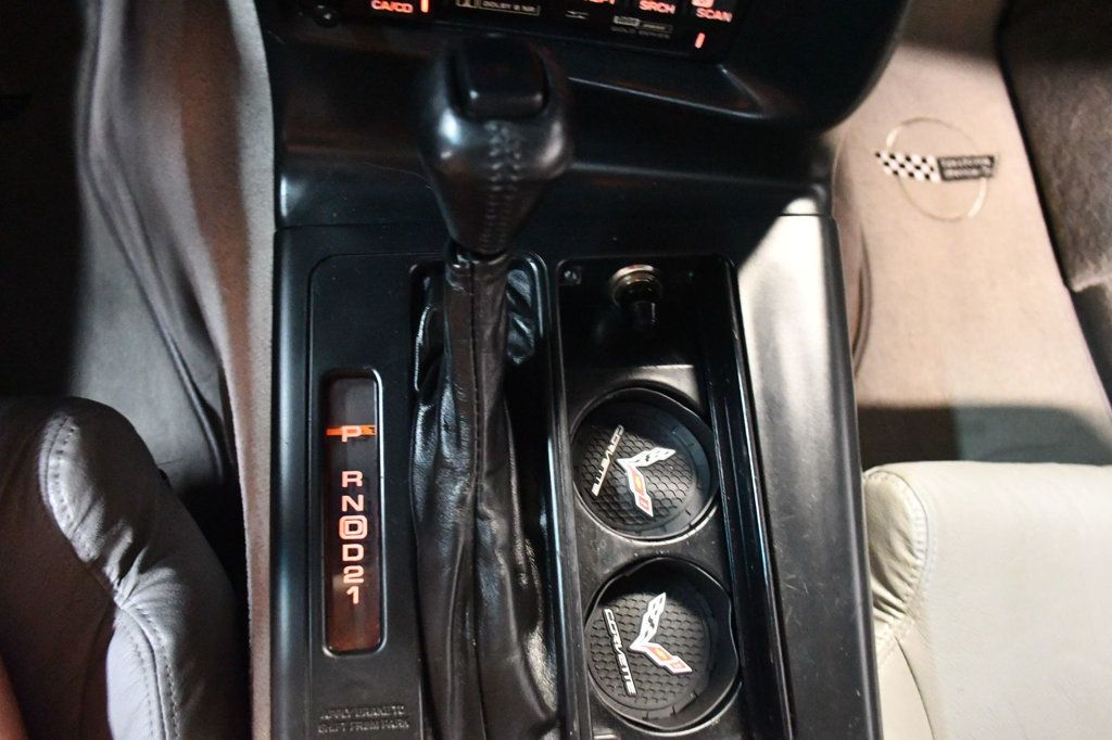 Chevrolet Corvette photo 44