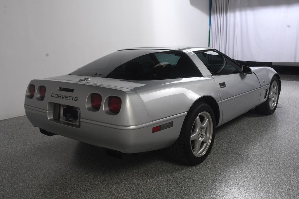 Chevrolet Corvette photo 6