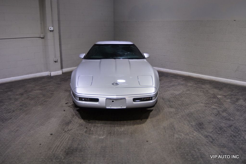 1996 Chevrolet Corvette 2dr Coupe - 22711866 - 24