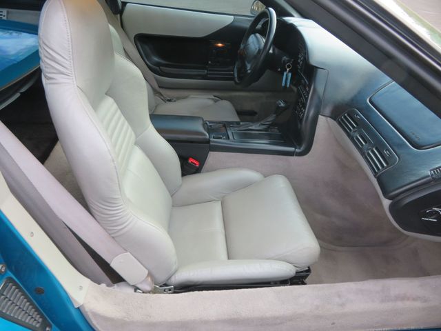 1996 Chevrolet Corvette 2OWNER BOTH TOPS LOW LOW MILES 19K EXTRA CLEAN AZ CAR WOW  - 22752951 - 18