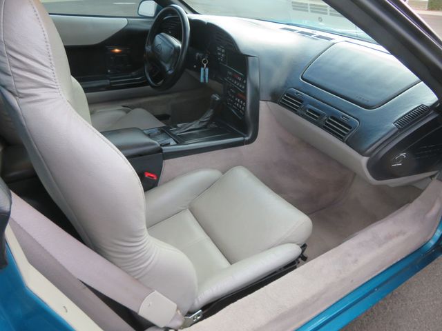 1996 Chevrolet Corvette 2OWNER BOTH TOPS LOW LOW MILES 19K EXTRA CLEAN AZ CAR WOW  - 22752951 - 19