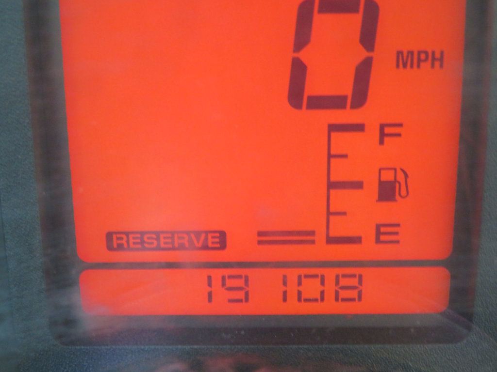 1996 Chevrolet Corvette 2OWNER BOTH TOPS LOW LOW MILES 19K EXTRA CLEAN AZ CAR WOW  - 22752951 - 26