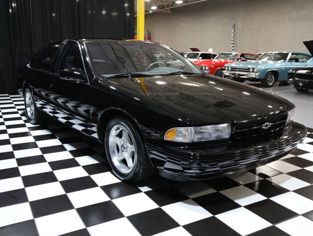 1996 Chevrolet Impala SS - LOW MILES - SUPER SPORT - 23036770 - 12
