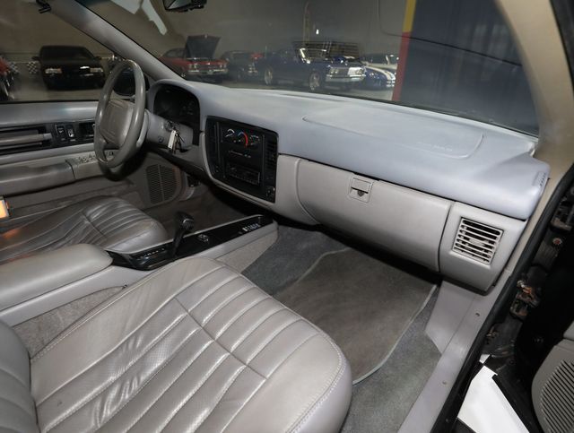 1996 Chevrolet Impala SS SUPER SPORT - DRIVER QUALITY - BLACK - 22992762 - 35