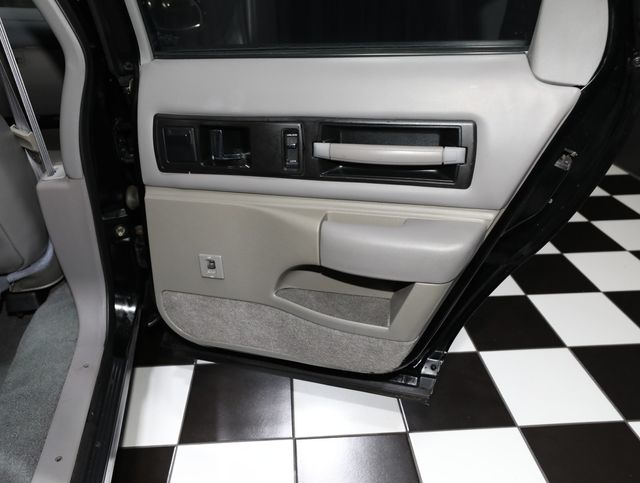 1996 Chevrolet Impala SS SUPER SPORT - DRIVER QUALITY - BLACK - 22992762 - 38