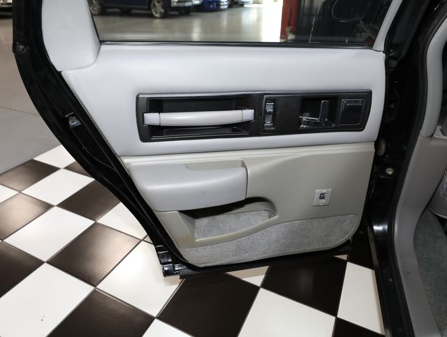 1996 Chevrolet Impala SS SUPER SPORT - DRIVER QUALITY - BLACK - 22992762 - 43