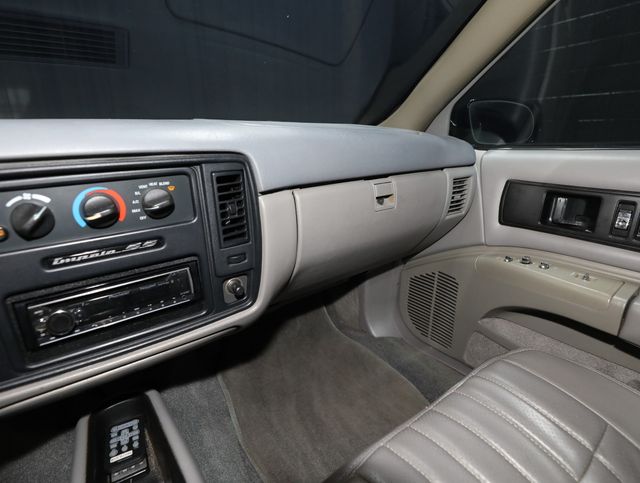 1996 Chevrolet Impala SS SUPER SPORT - DRIVER QUALITY - BLACK - 22992762 - 53