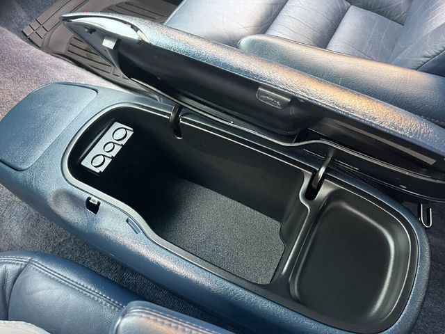 1996 Chevrolet Tahoe Hard To Find 2Door Chevy Tahoe 4x4 Rare Blue Interior Z71 Wheels - 23055623 - 33