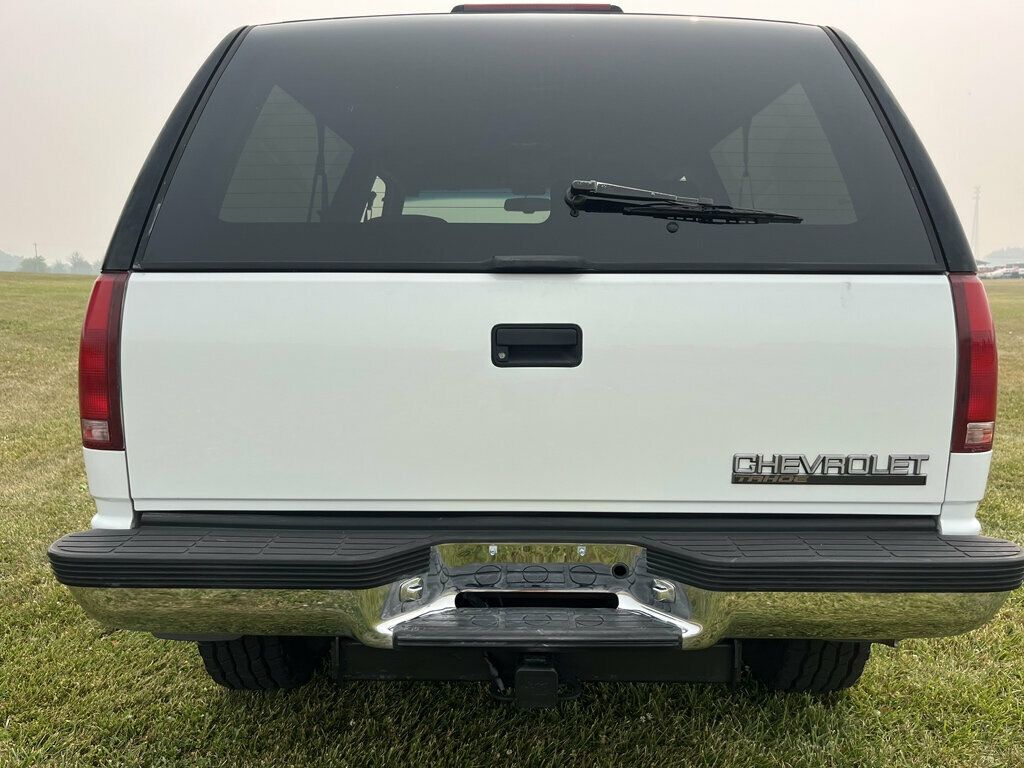 1996 Chevrolet Tahoe Hard To Find 2Door Chevy Tahoe 4x4 Rare Blue Interior Z71 Wheels - 23055623 - 3