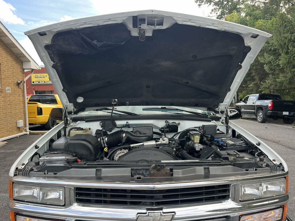 1996 Chevrolet Tahoe Hard To Find 2Door Chevy Tahoe 4x4 Rare Blue Interior Z71 Wheels - 23055623 - 51