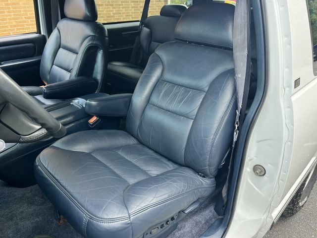 1996 Chevrolet Tahoe Hard To Find 2Door Chevy Tahoe 4x4 Rare Blue Interior Z71 Wheels - 23055623 - 80