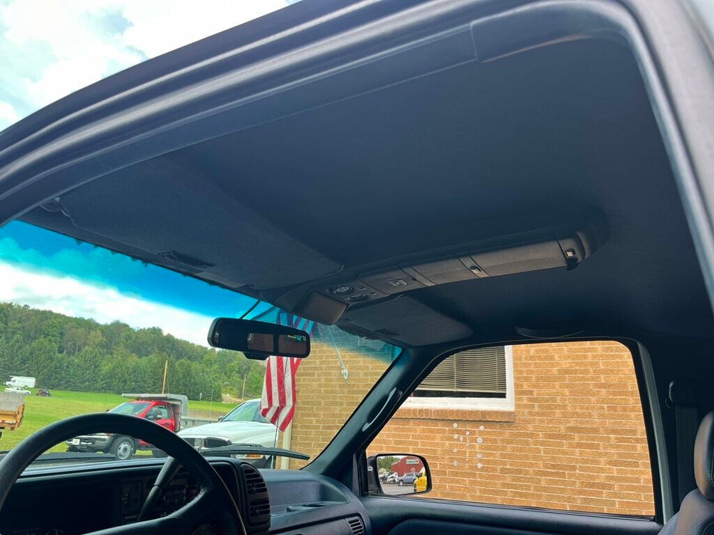 1996 Chevrolet Tahoe Hard To Find 2Door Chevy Tahoe 4x4 Rare Blue Interior Z71 Wheels - 23055623 - 83