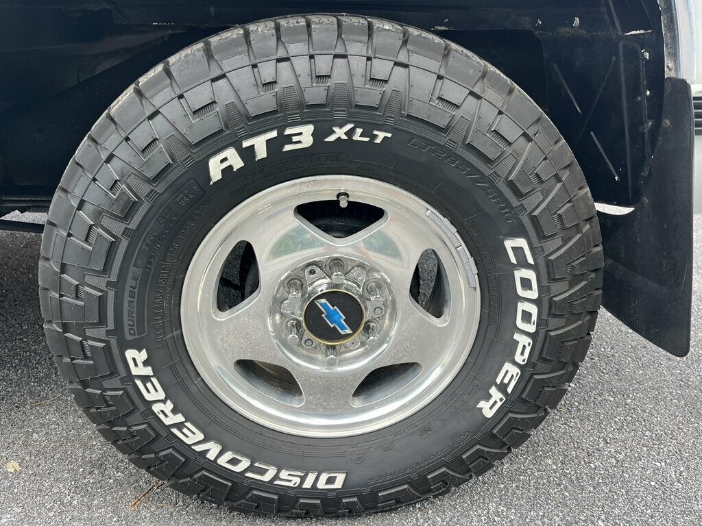 1996 Chevrolet Tahoe Hard To Find 2Door Chevy Tahoe 4x4 Rare Blue Interior Z71 Wheels - 23055623 - 90