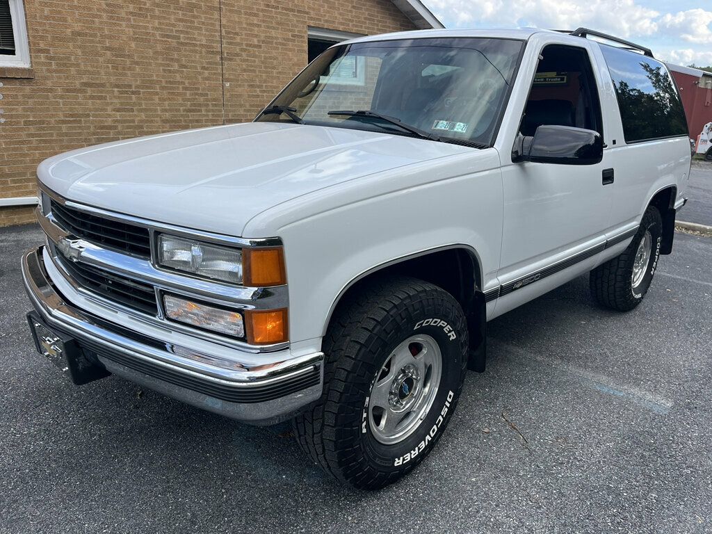 1996 Chevrolet Tahoe Hard To Find 2Door Chevy Tahoe 4x4 Rare Blue Interior Z71 Wheels - 23055623 - 96