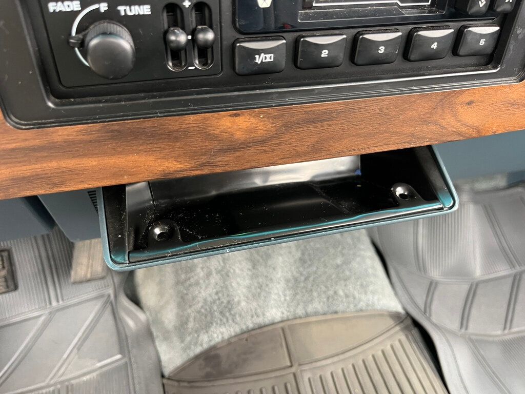 1996 Dodge Dakota Regular Cab 1 Family Owned, Garage Kept Rust Free 1st Gen Dakota - 23034204 - 64