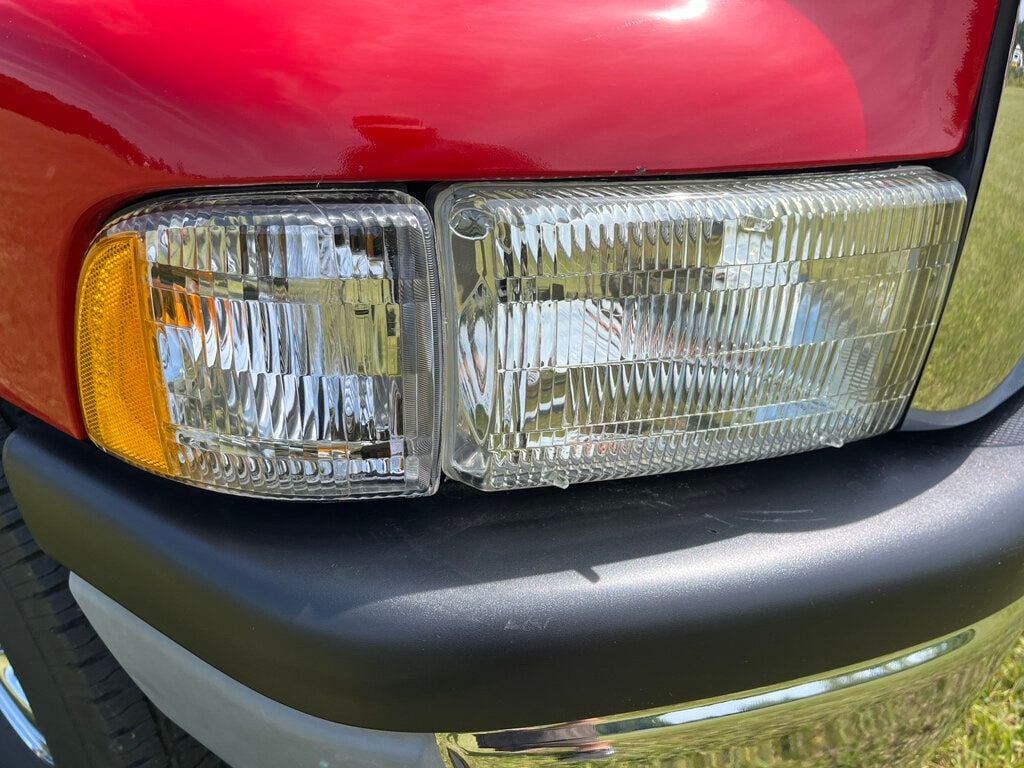 1996 Dodge Ram photo 12