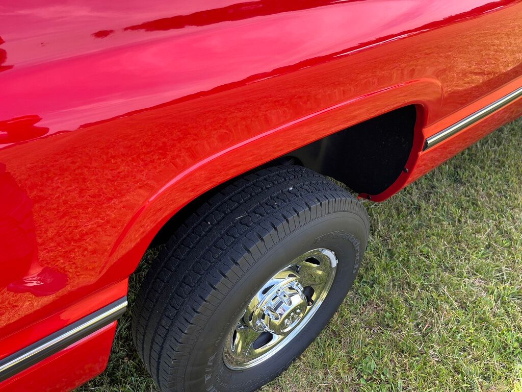 1996 Dodge Ram photo 36