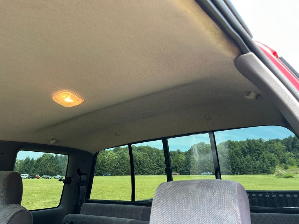 1996 Dodge Ram photo 46