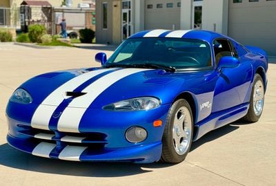 1996 Dodge Viper - 1B3ER69E1TV200309