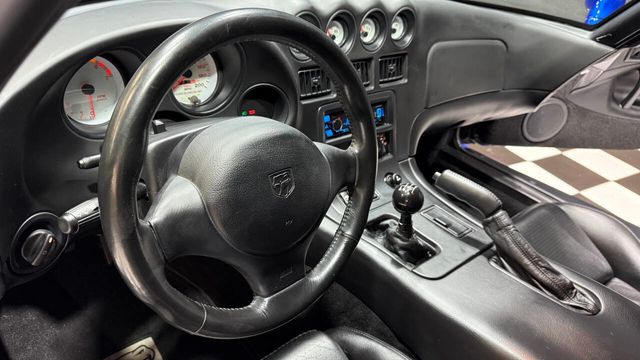 1996 Dodge Viper GTS 2dr Coupe - 22931912 - 70