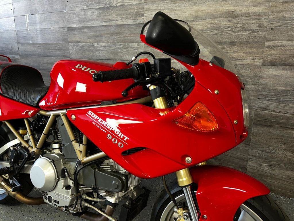 1996 Ducati Supersport 900 SUPER CLEAN! - 22510554 - 3