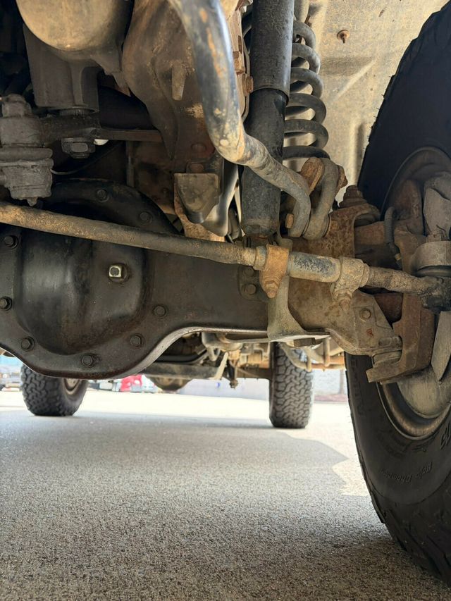 1996 Ford Bronco  - 23056101 - 16
