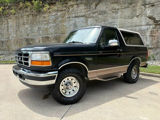 1996 Ford Bronco  - 23056101 - 3
