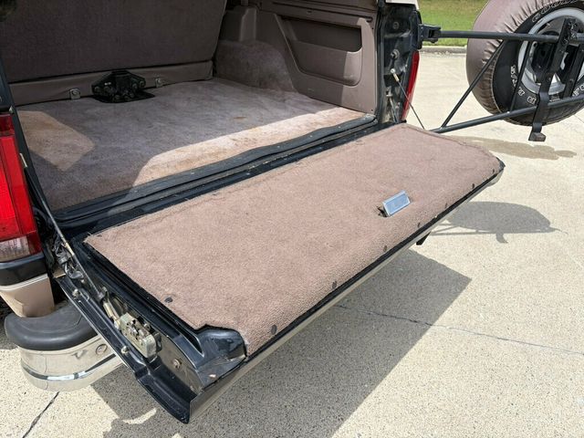 1996 Ford Bronco 105" WB Eddie Bauer - 23056101 - 14