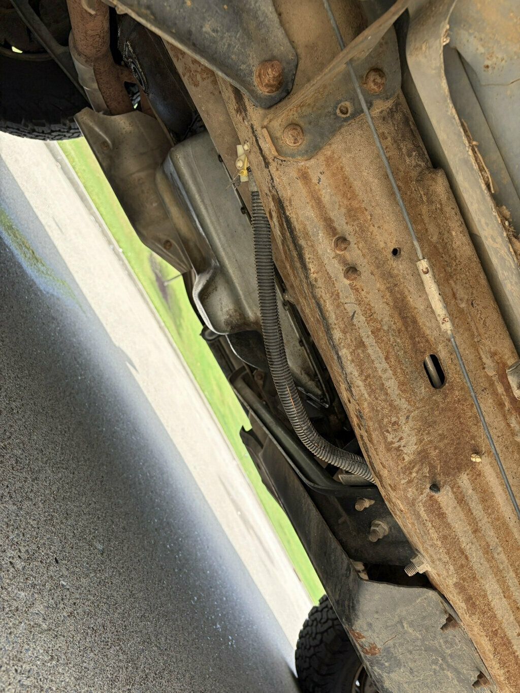 1996 Ford Bronco 105" WB Eddie Bauer - 23056101 - 19