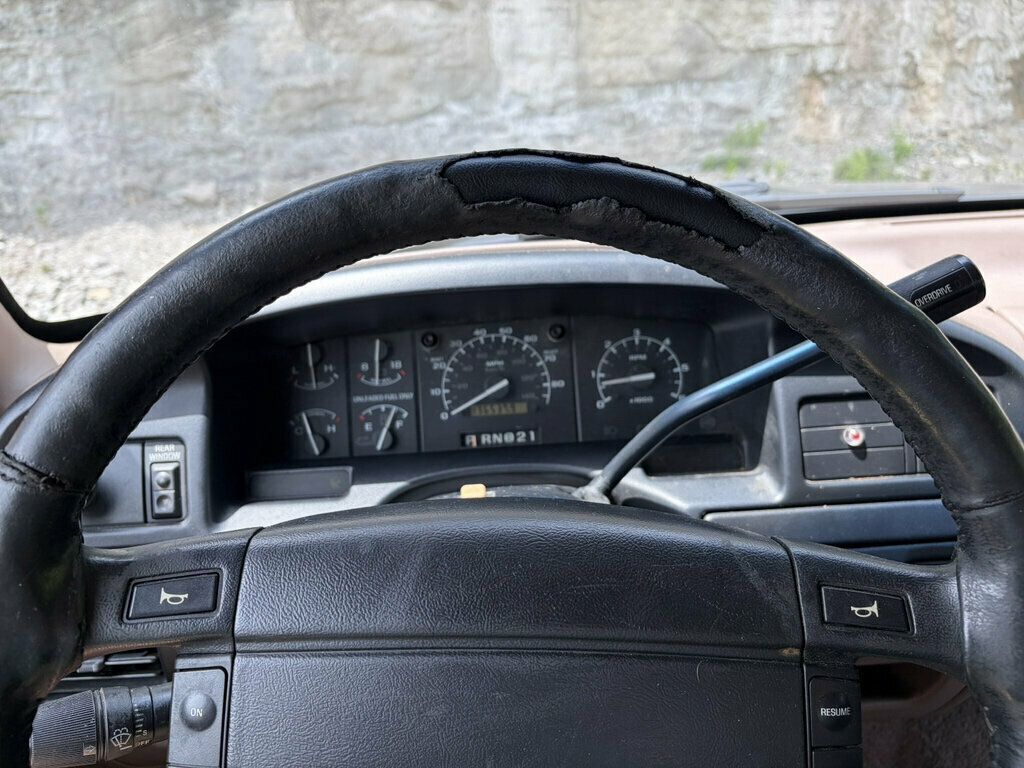 1996 Ford Bronco 105" WB Eddie Bauer - 23056101 - 23
