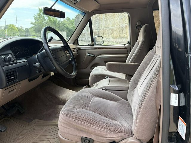 1996 Ford Bronco 105" WB Eddie Bauer - 23056101 - 35