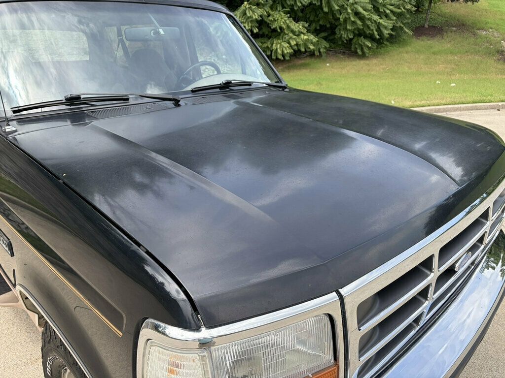 1996 Ford Bronco 105" WB Eddie Bauer - 23056101 - 39