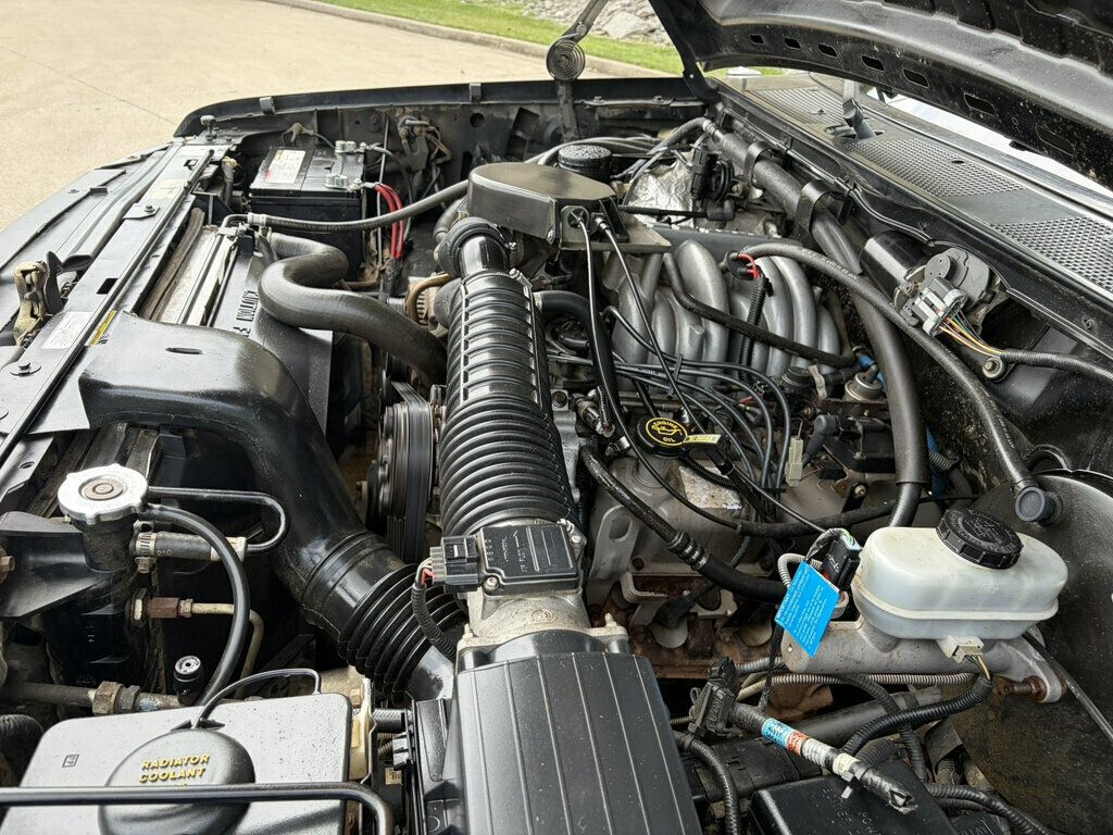 1996 Ford Bronco 105" WB Eddie Bauer - 23056101 - 42