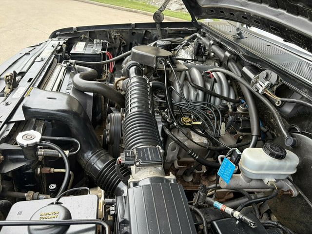 1996 Ford Bronco 105" WB Eddie Bauer - 23056101 - 42
