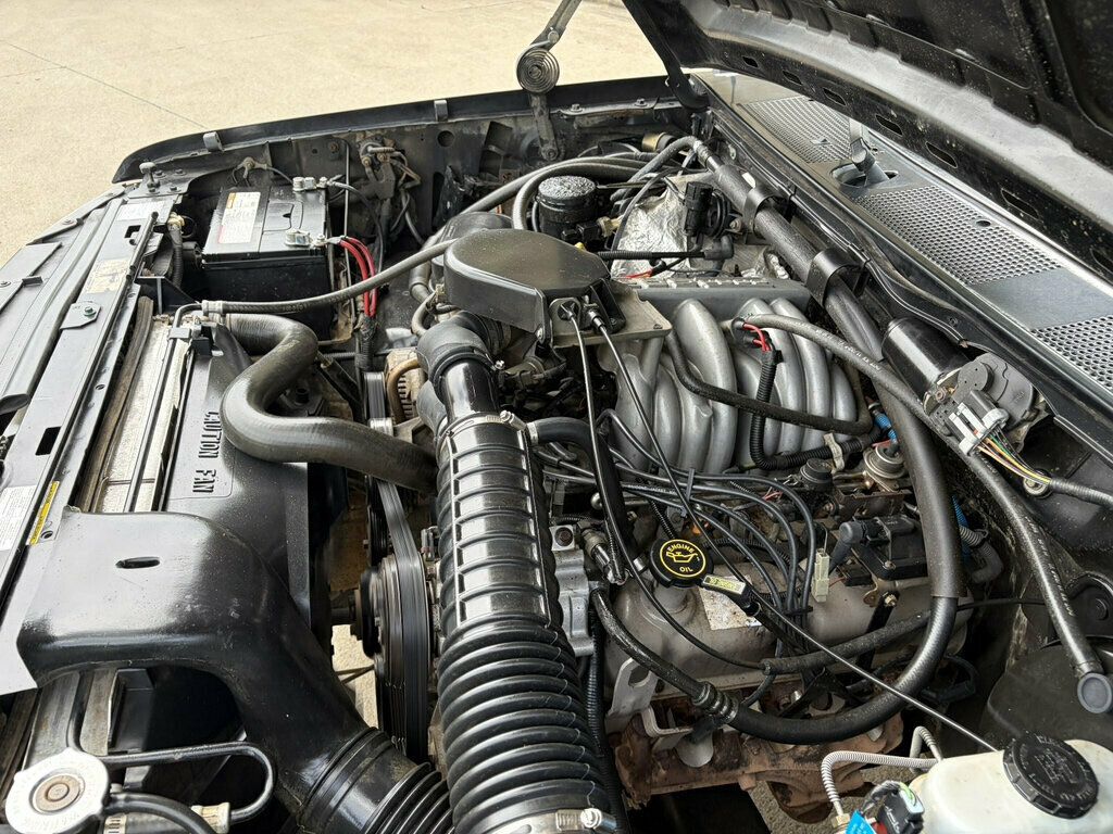 1996 Ford Bronco 105" WB Eddie Bauer - 23056101 - 44