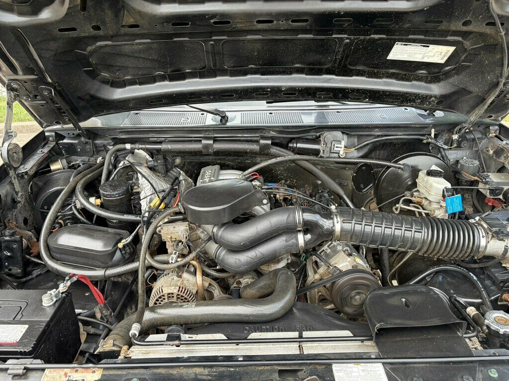 1996 Ford Bronco 105" WB Eddie Bauer - 23056101 - 46