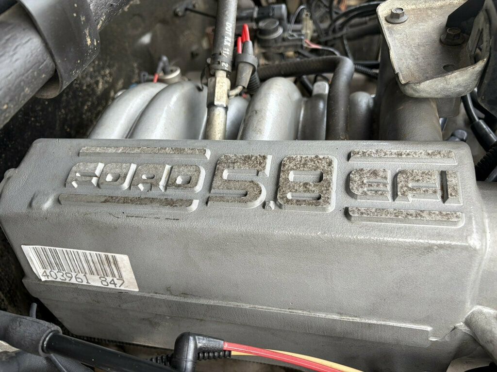 1996 Ford Bronco 105" WB Eddie Bauer - 23056101 - 49