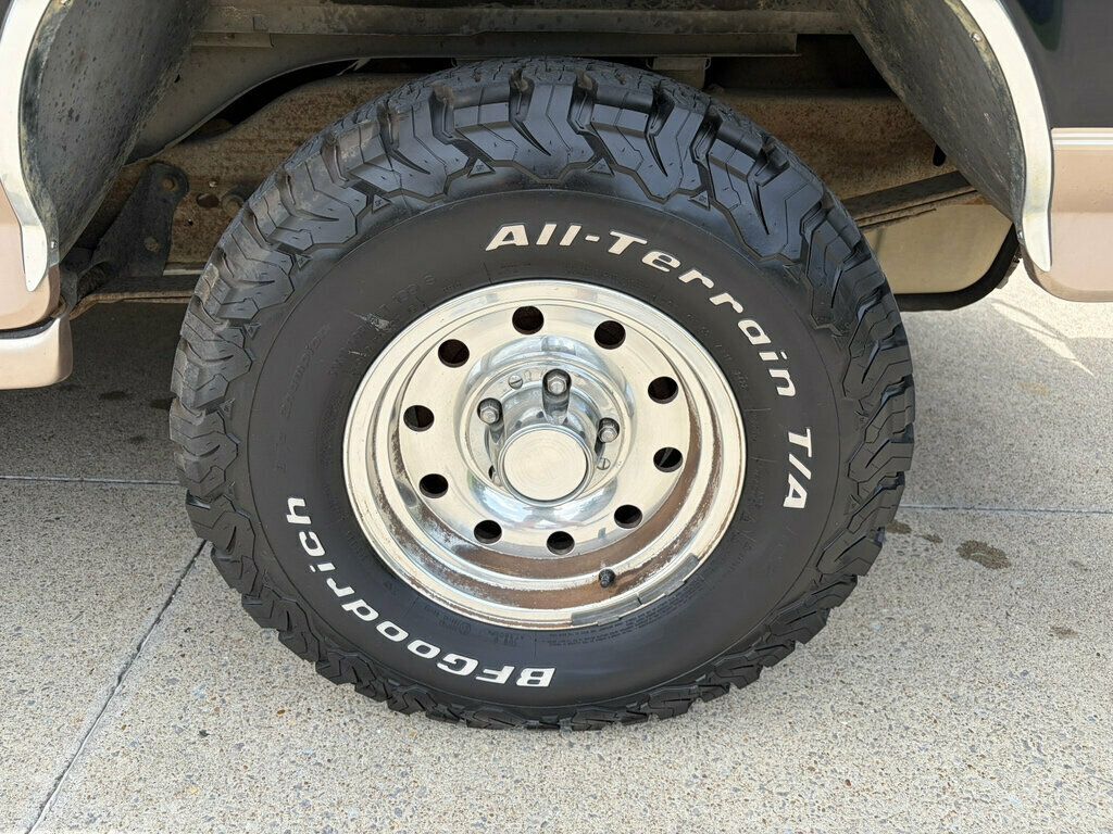 1996 Ford Bronco 105" WB Eddie Bauer - 23056101 - 53