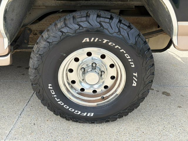 1996 Ford Bronco 105" WB Eddie Bauer - 23056101 - 53