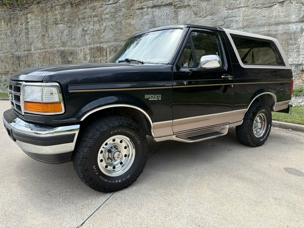 1996 Ford Bronco 105" WB Eddie Bauer - 23056101 - 58