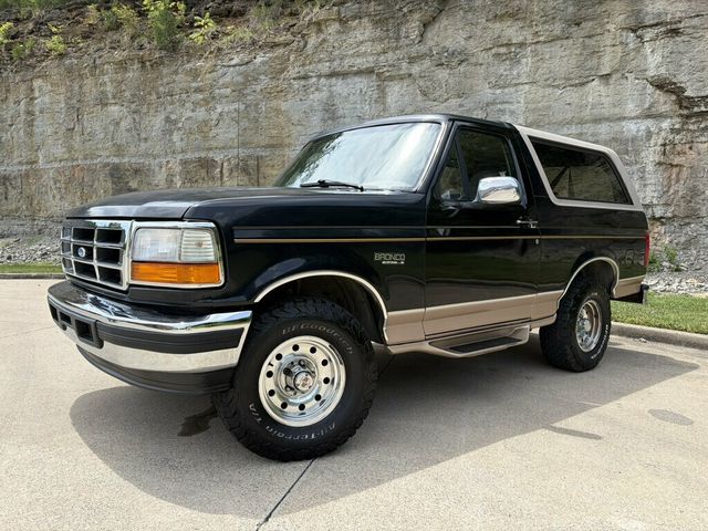 1996 Ford Bronco 105" WB Eddie Bauer - 23056101 - 61