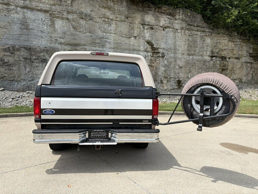 1996 Ford Bronco 105" WB Eddie Bauer - 23056101 - 8