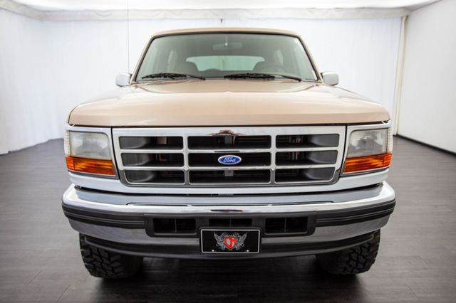 1996 Ford Bronco 105" WB XLT - 22872102 - 13