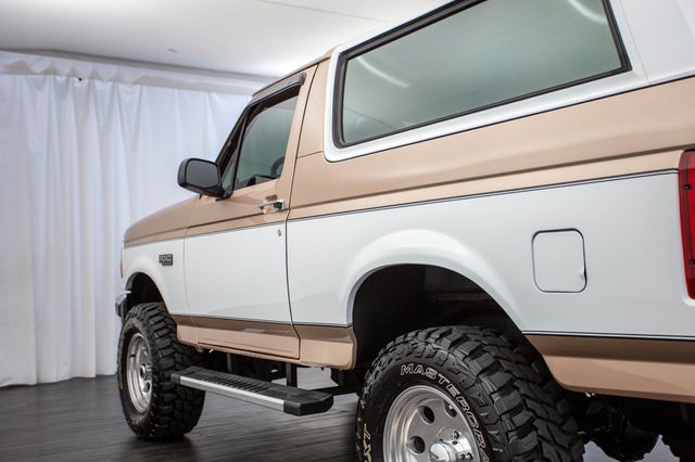 1996 Ford Bronco 105" WB XLT - 22872102 - 27
